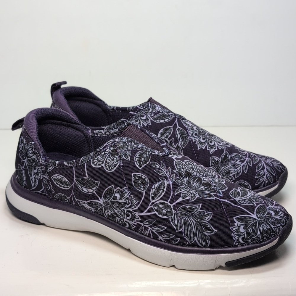 Vera Bradley V8 Cloud 2-mile slip-on sneaker shoe. Woman size 9 EU 40 - Picture 2 of 15